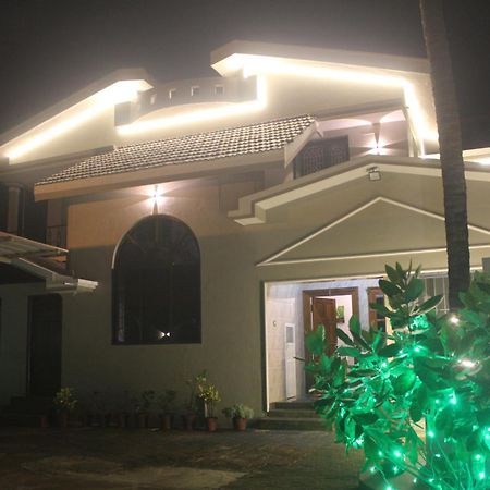 Tropical Villa Homestay Mangaluru Exterior foto